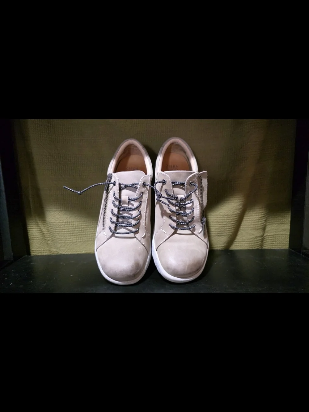 Women's Neutral Beige Casual Sneakers with Contrast Laces